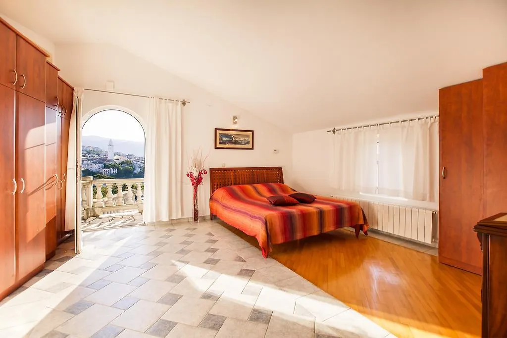 Apartment Zanic Novi Vinodolski